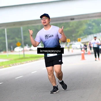 Runner Photo 7313450