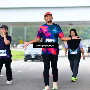 Runner Photo 7313532