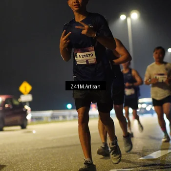 Runner Photo 7313535