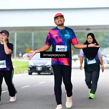 Runner Photo 7313537