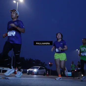 Runner Photo 7313565