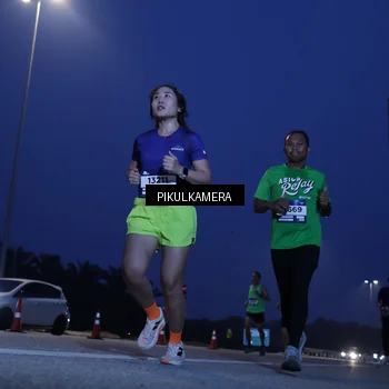 Runner Photo 7313597
