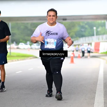 Runner Photo 7313645