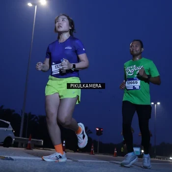 Runner Photo 7313646