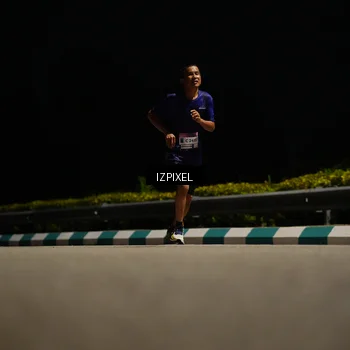 Runner Photo 7313664
