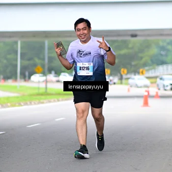 Runner Photo 7313811