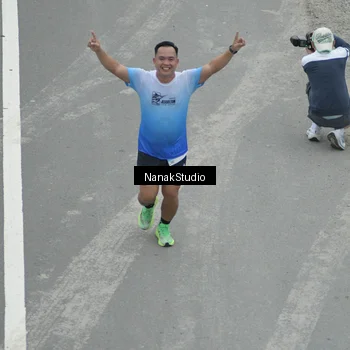 Runner Photo 7313835