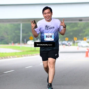 Runner Photo 7313846