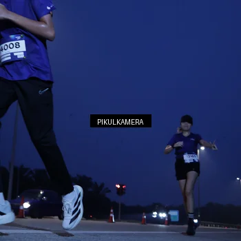 Runner Photo 7313875