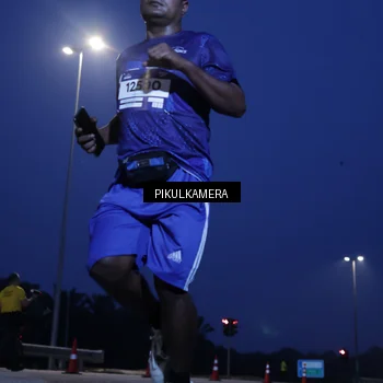 Runner Photo 7313949