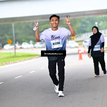 Runner Photo 7313953