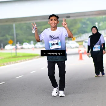 Runner Photo 7313956