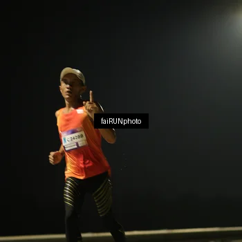 Runner Photo 7313972