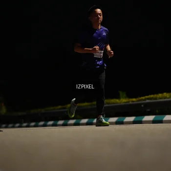 Runner Photo 7313975
