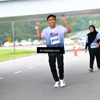 Runner Photo 7313986