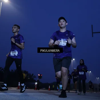 Runner Photo 7314001
