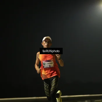 Runner Photo 7314011