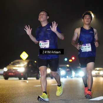 Runner Photo 7314013