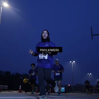 Runner Photo 7314073