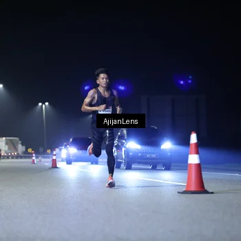 Runner Photo 7314213