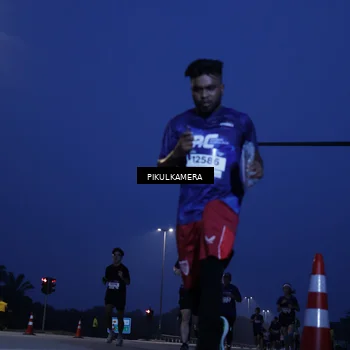 Runner Photo 7314563