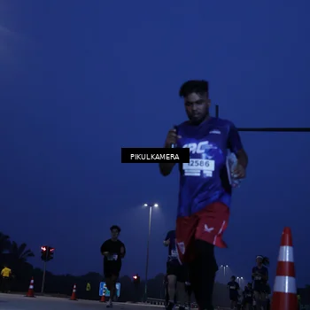Runner Photo 7314567