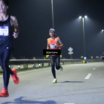 Runner Photo 7314593