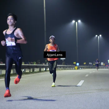 Runner Photo 7314599