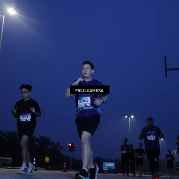 Runner Photo 7314638