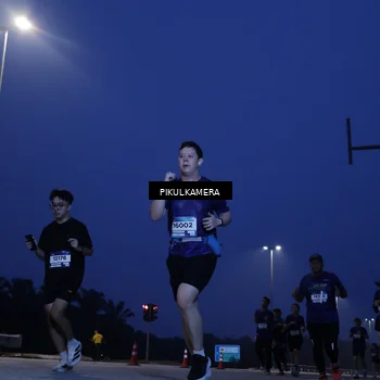 Runner Photo 7314643