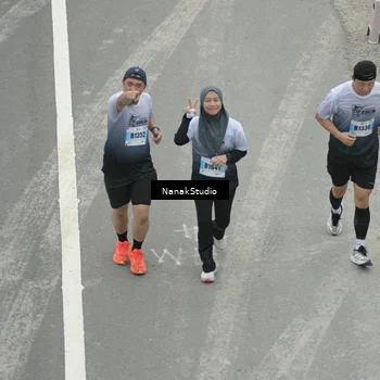 Runner Photo 7314650