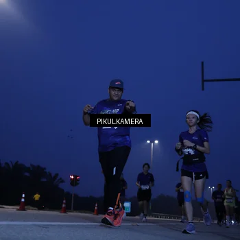 Runner Photo 7314654