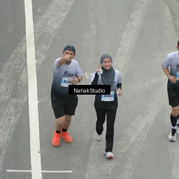 Runner Photo 7314655