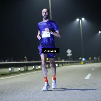 Runner Photo 7314681