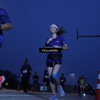 Runner Photo 7314682