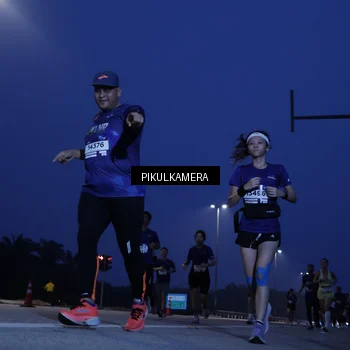 Runner Photo 7314684