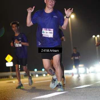 Runner Photo 7314700