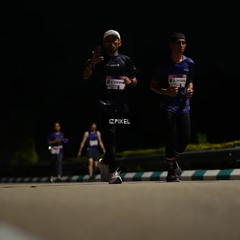 Runner Photo 7314738