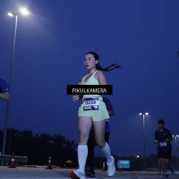 Runner Photo 7314746