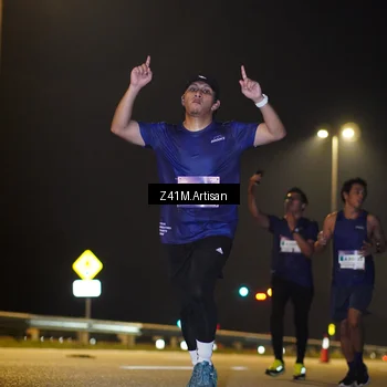 Runner Photo 7314797