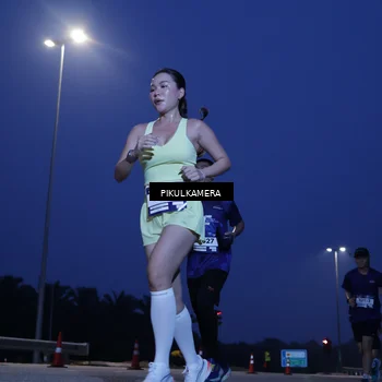 Runner Photo 7314812