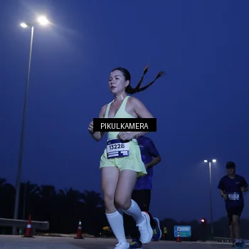 Runner Photo 7314832