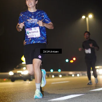 Runner Photo 7314911