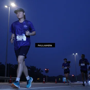 Runner Photo 7314917