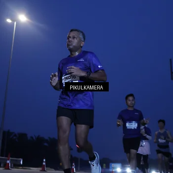 Runner Photo 7314990