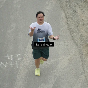 Runner Photo 7315000