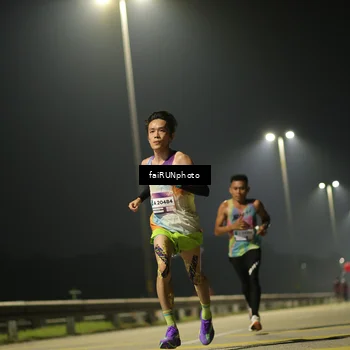 Runner Photo 7315075
