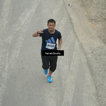 Runner Photo 7315100