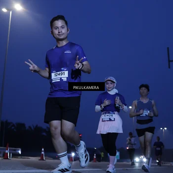 Runner Photo 7315101