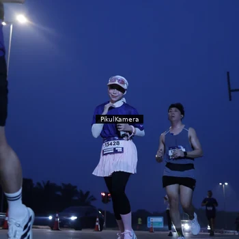 Runner Photo 7315115